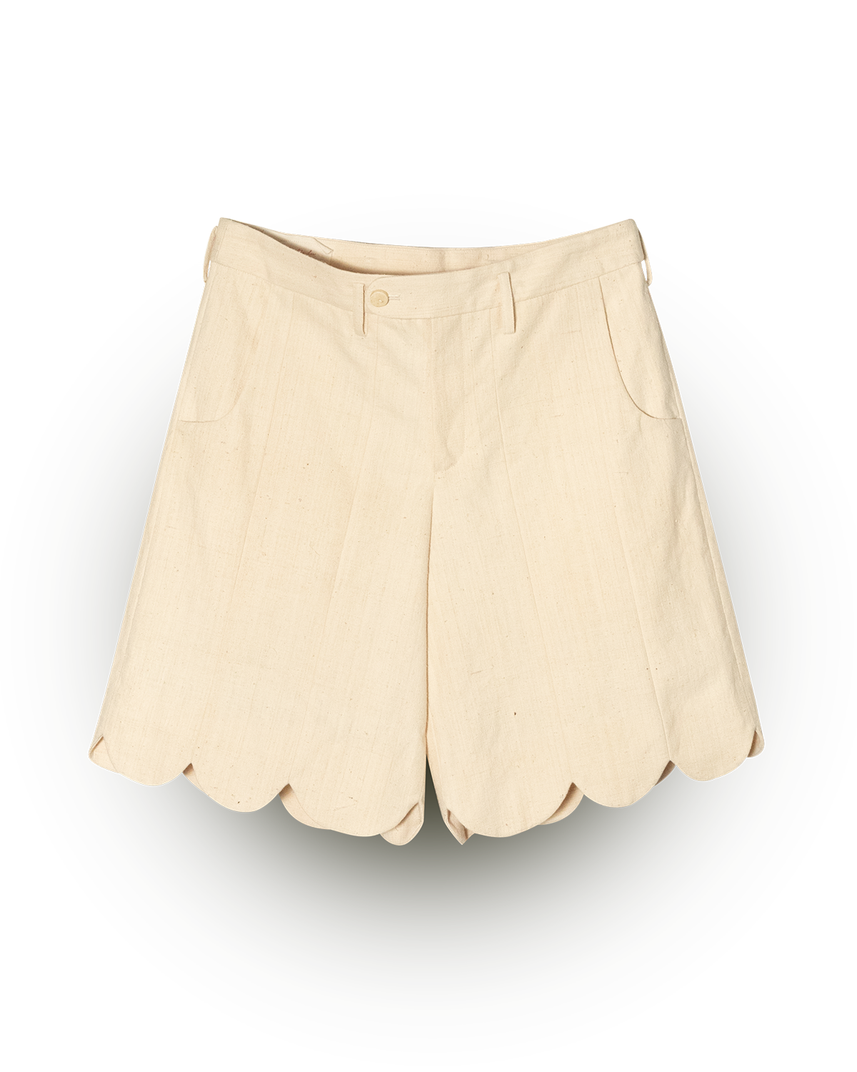 Pantalones cortos de rayas con pétalos