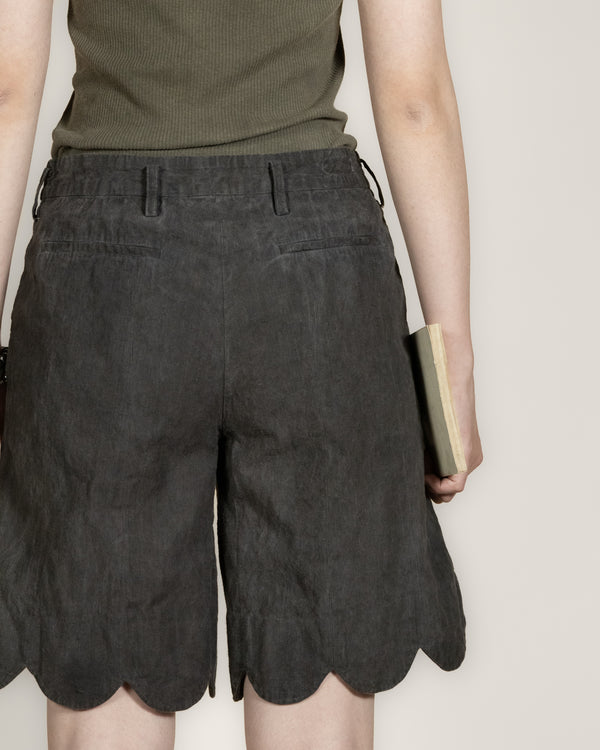 Petaled Stripe Shorts AoS29