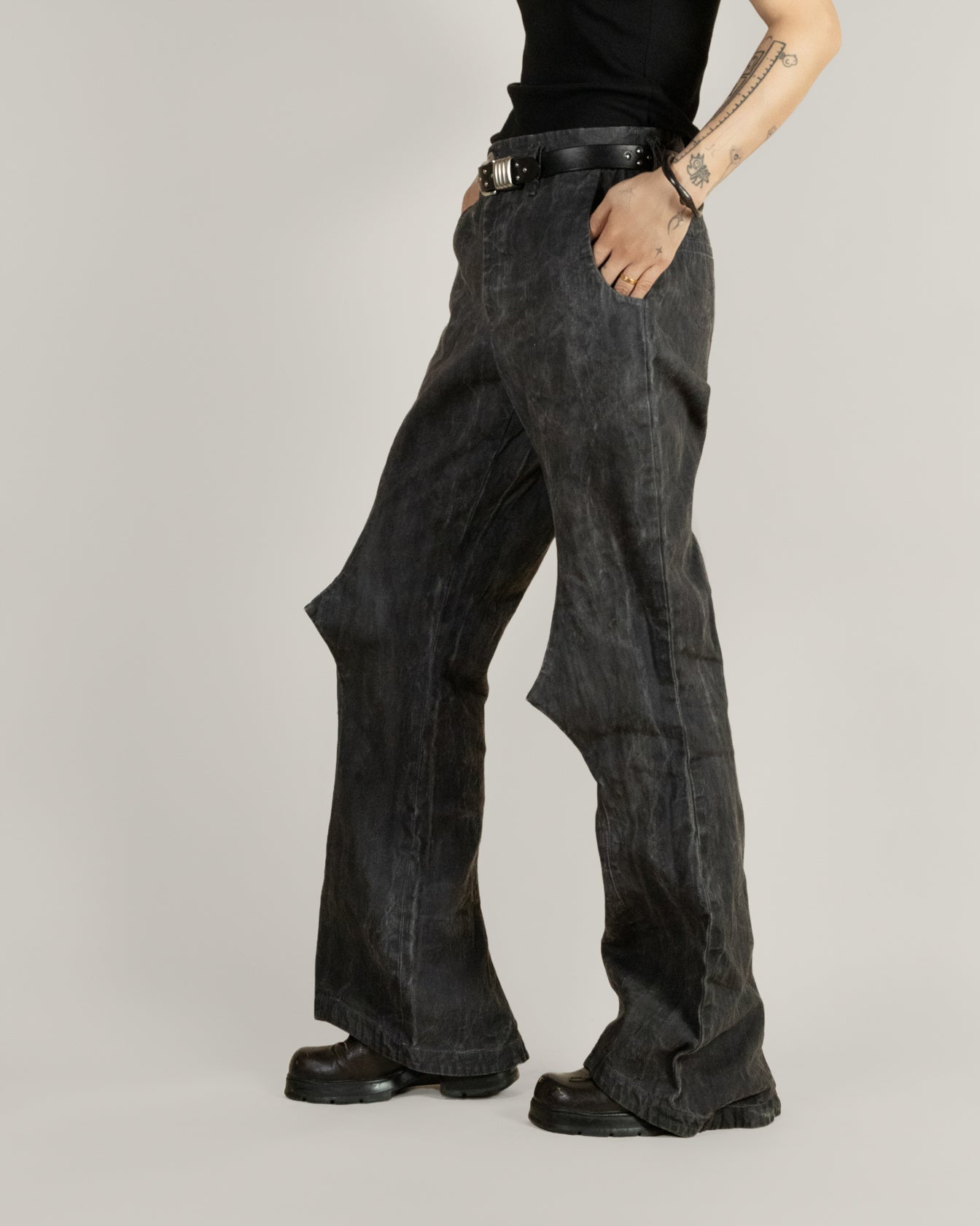 Sharkfin Boot-cut Trousers AoS12