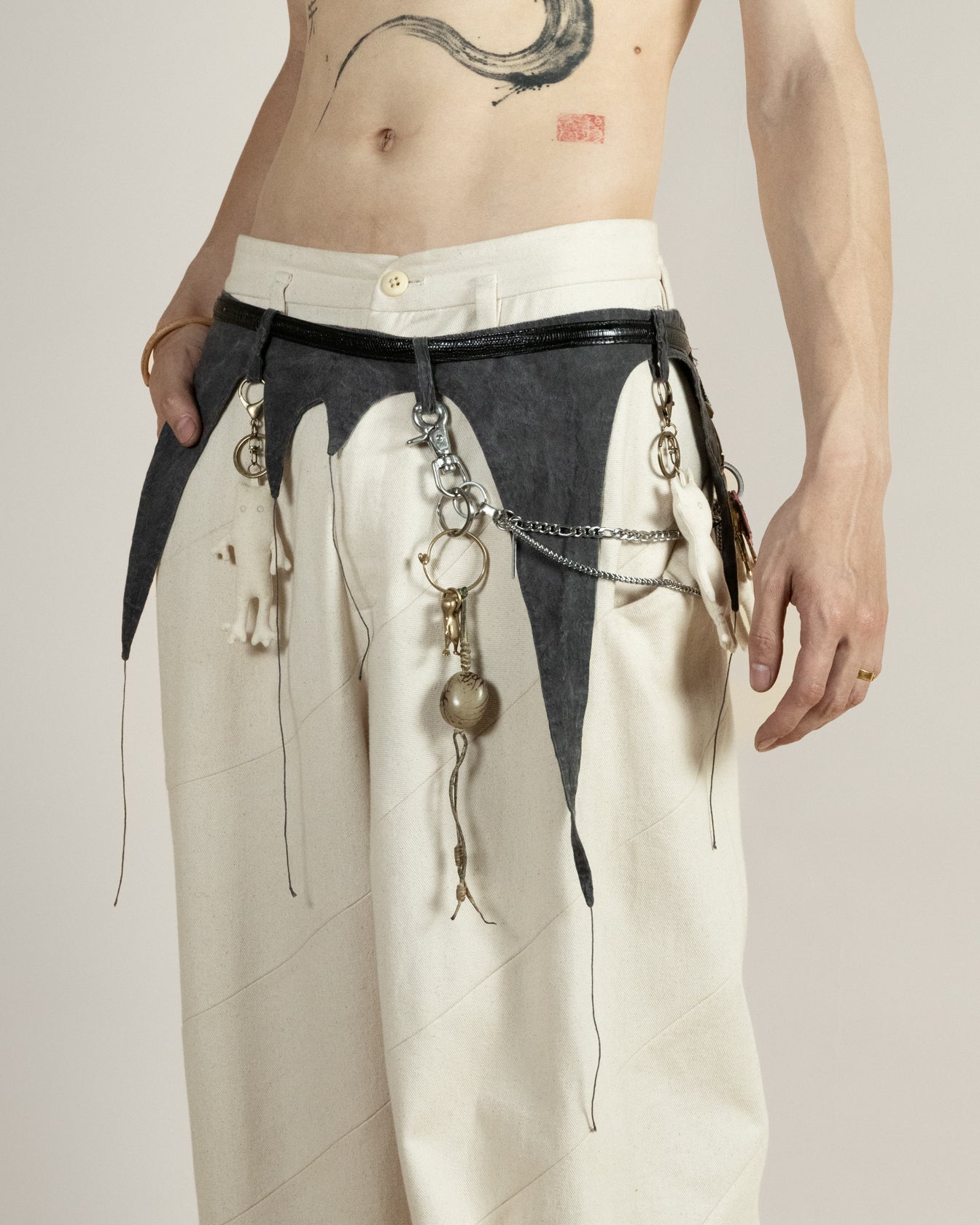 Gloriole Belt Loop AoS19